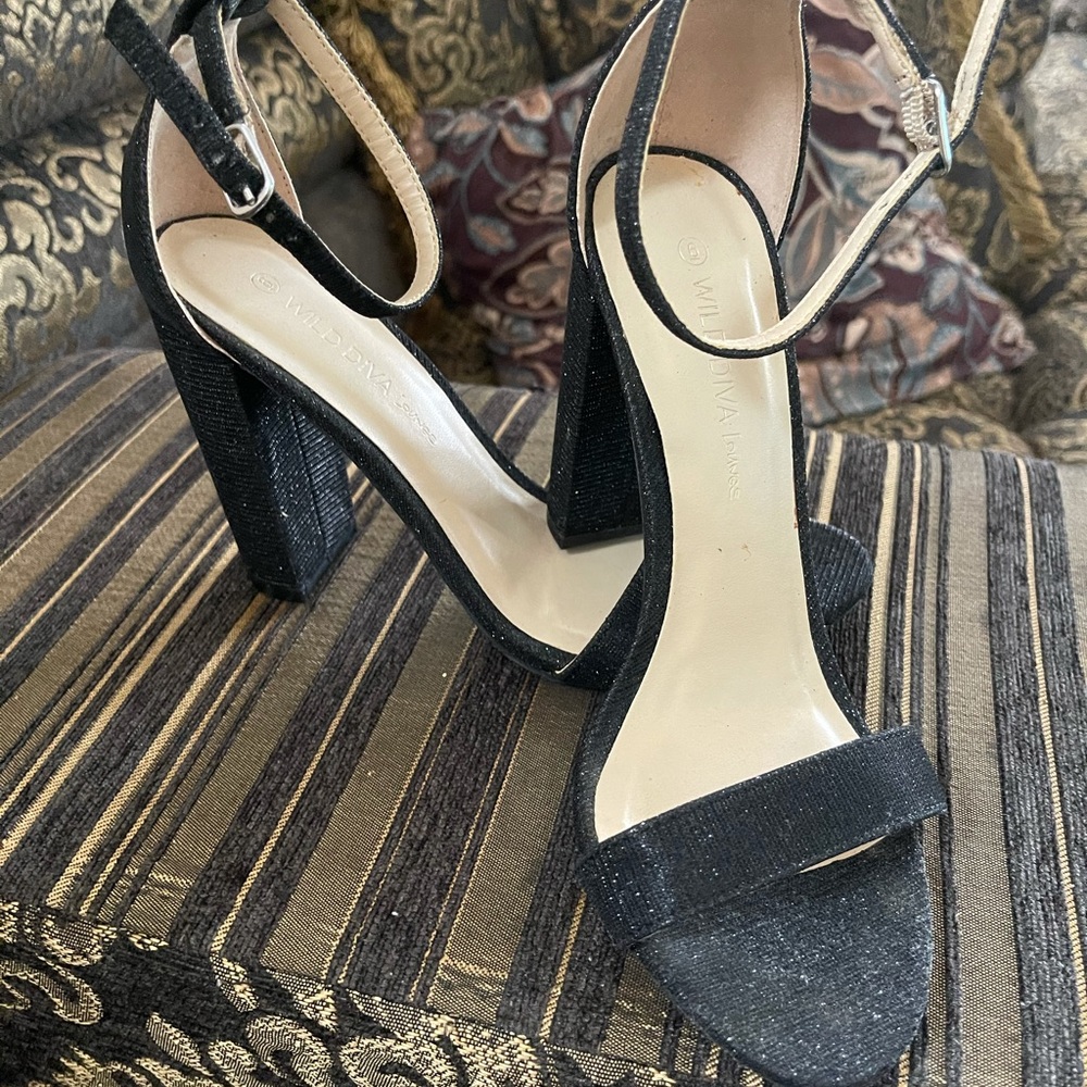 Wild diva black glittered open toe heels